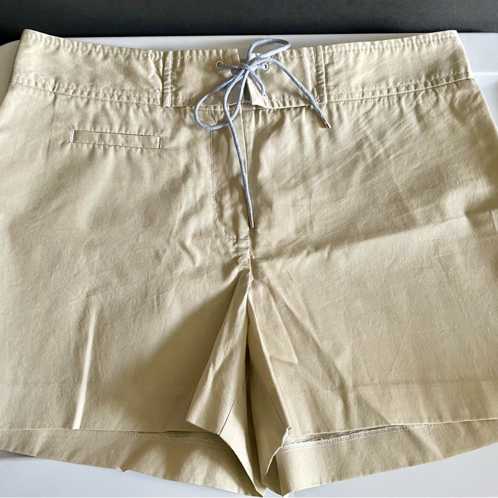 NWT- Ladies Khaki Shorts - Tommy Hilfiger